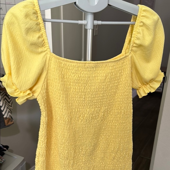 Chic Yellow Midi Dress with Ruffle Hem - Picture 7 of 9